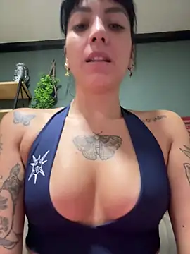 MartinadeCaxias online show from May 30, 2026, 5:21 pm