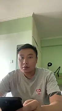 mrcake666 online show from July 14, 2026, 9:14 am