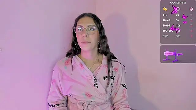 Snapshot of babybella_7 chatting on July 26, 2026, 5:26 am babybella 7 online show from July 26, 2026, 5:26 am
