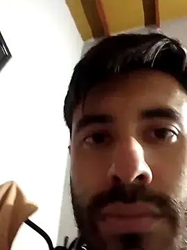Guapo 86 online show from May 26, 2026, 1:23 am