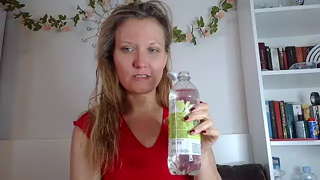 Snapshot of Candy_Cougar chatting on July 28, 2026, 6:53 am Candy Cougar online show from July 28, 2026, 6:53 am