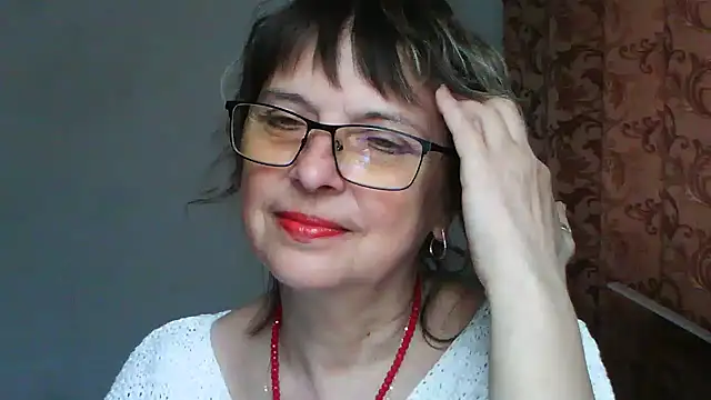 Snapshot of ElizabethGorden chatting on May 20, 2026, 12:22 pm ElizabethGorden online show from May 20, 2026, 12:22 pm