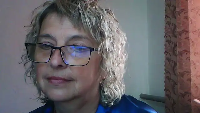 ElizabethGorden online show from July 12, 2026, 6:15 am