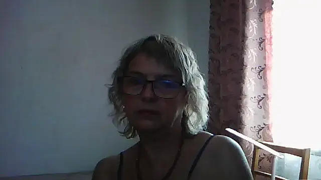 ElizabethGorden online show from July 29, 2026, 6:55 am