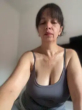 Snapshot of Soy_Camila8 chatting on June 26, 2026, 11:14 am Soy Camila8 online show from June 26, 2026, 11:14 am