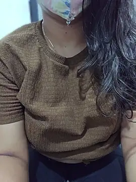 sluttytitties69 online show from June 11, 2026, 6:50 pm