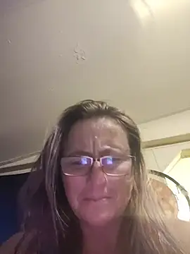 Queenle91 online show from May 15, 2026, 11:23 pm