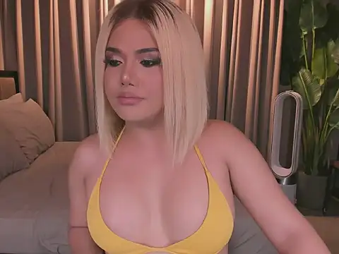 DreamangelTS online show from December 14, 2025, 12:38 am