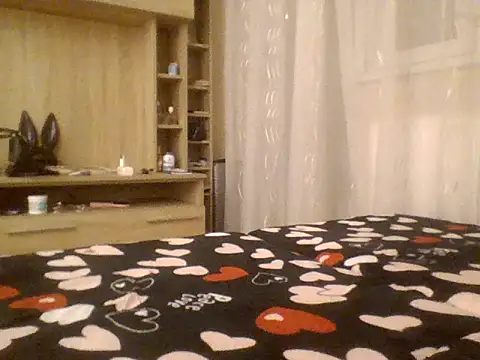 Snapshot of LunaMoonlira chatting on June 2, 2026, 8:00 pm LunaMoonlira online show from June 2, 2026, 8:00 pm
