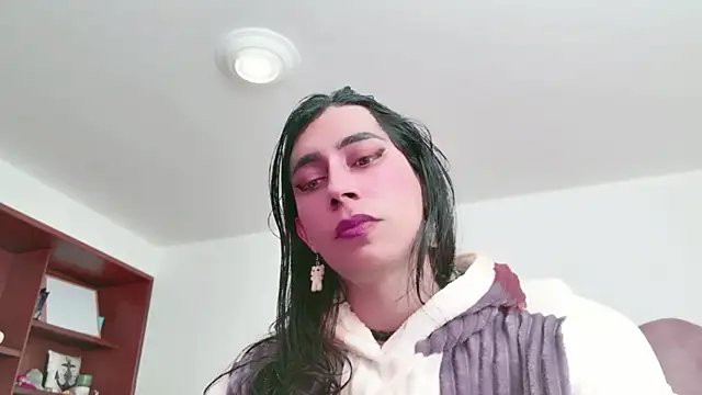 Alexadomina22 online show from June 20, 2026, 12:47 am