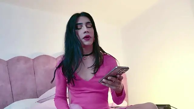 Alexadomina22 online show from August 2, 2026, 5:22 pm
