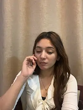 Snapshot of Lilywant chatting on June 11, 2026, 3:32 pm Lilywant online show from June 11, 2026, 3:32 pm