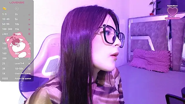 Snapshot of Destiny_A chatting on June 2, 2026, 12:07 pm Destiny A online show from June 2, 2026, 12:07 pm