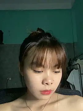 Cry sexy online show from May 23, 2026, 4:22 pm