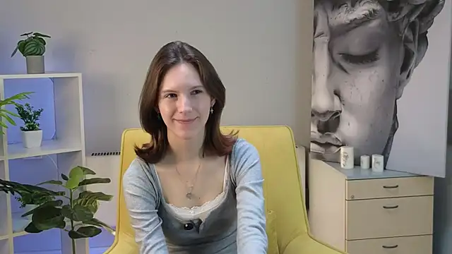 Snapshot of CortneyCagey chatting on May 8, 2026, 7:36 am CortneyCagey online show from May 8, 2026, 7:36 am