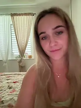 Snapshot of LillyStarr chatting on July 23, 2026, 4:16 pm LillyStarr online show from July 23, 2026, 4:16 pm