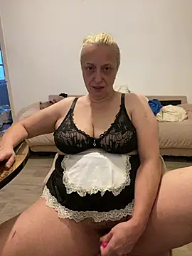 Snapshot of Melinastarr88 chatting on July 2, 2026, 4:07 am Melinastarr88 online show from July 2, 2026, 4:07 am