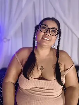Im DianaNoir online show from May 23, 2026, 12:05 am