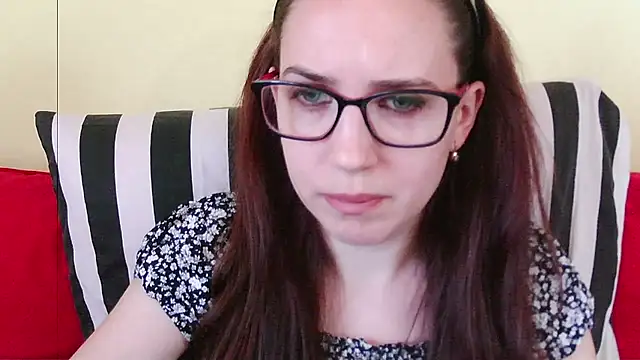 EmilyHotAngel online show from June 24, 2026, 2:27 pm