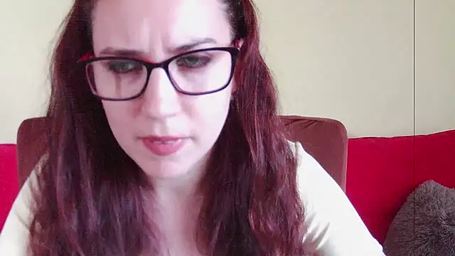 EmilyHotAngel online show from August 4, 2026, 2:19 pm