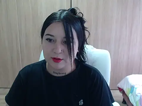 Haileey ross online show from June 10, 2026, 3:00 pm