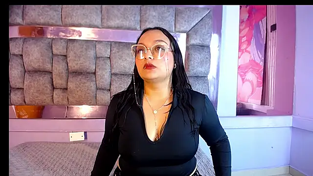 Amber Scott 7 online show from May 6, 2026, 8:14 pm
