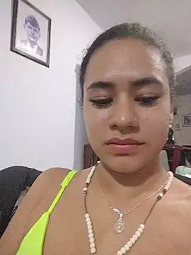AntonellaMonroew online show from June 24, 2026, 6:12 am