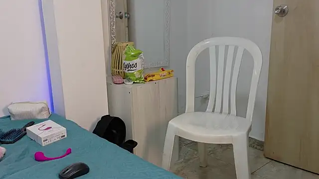 Snapshot of Katia_Rose23 chatting on July 15, 2026, 7:08 pm Katia Rose23 online show from July 15, 2026, 7:08 pm