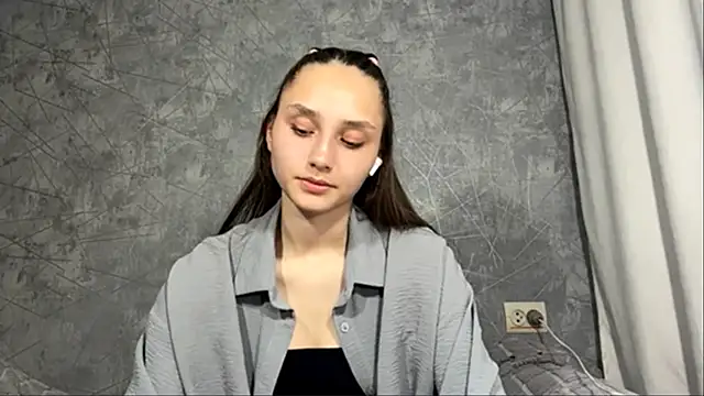 sweet-baby09 online show from May 6, 2026, 10:26 pm