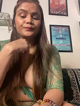Snapshot of Leena_singh chatting on June 24, 2026, 5:23 pm Leena singh online show from June 24, 2026, 5:23 pm