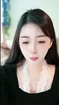 singer-wenwan online show from May 7, 2026, 6:30 am