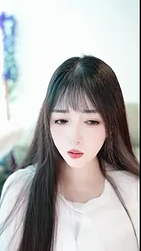 singer-wenwan online show from June 3, 2026, 7:44 am