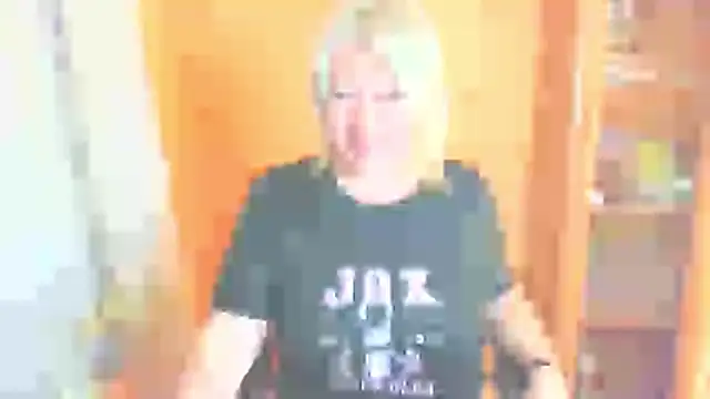 Snapshot of MollyyJoyy chatting on June 2, 2026, 8:55 pm MollyyJoyy online show from June 2, 2026, 8:55 pm