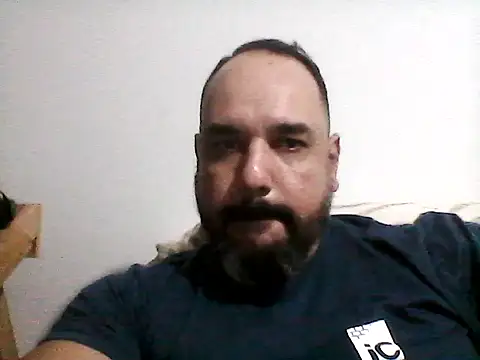 Snapshot of stallony chatting on July 3, 2026, 9:32 pm stallony online show from July 3, 2026, 9:32 pm
