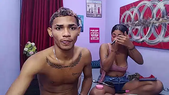 Snapshot of black_twinks chatting on July 1, 2026, 3:08 am black twinks online show from July 1, 2026, 3:08 am