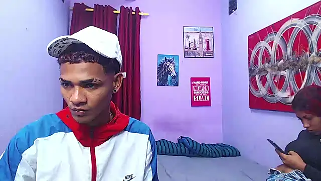 Snapshot of black_twinks chatting on July 15, 2026, 2:50 am black twinks online show from July 15, 2026, 2:50 am