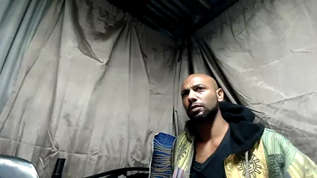 Camodick online show from April 19, 2026, 6:10 pm