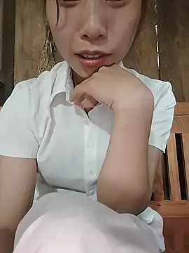 Snapshot of Miru_SEXYY chatting on May 31, 2026, 12:08 am Miru SEXYY online show from May 31, 2026, 12:08 am
