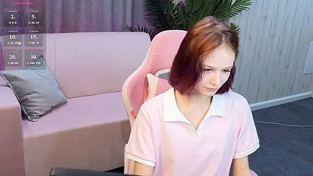 AliceJohansone online show from June 8, 2026, 1:28 am