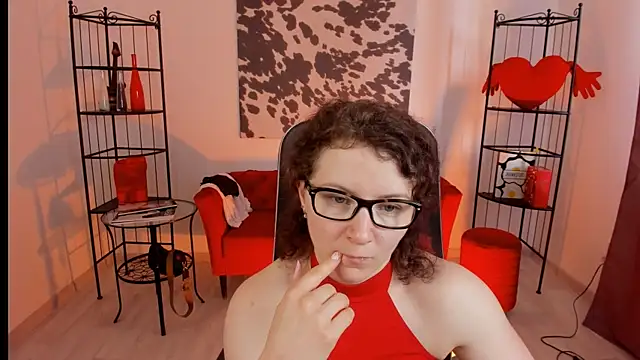 Snapshot of AureliaGleam chatting on July 5, 2026, 8:10 am AureliaGleam online show from July 5, 2026, 8:10 am