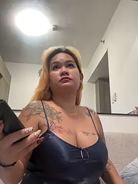 queenmia  ph online show from May 11, 2026, 7:11 pm