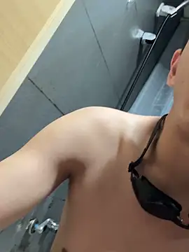 Snapshot of sluttydogsextoy chatting on May 7, 2026, 10:15 pm sluttydogsextoy online show from May 7, 2026, 10:15 pm