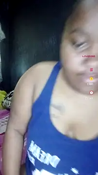Snapshot of ChubbyMidgetxxx19 chatting on June 27, 2026, 12:33 pm ChubbyMidgetxxx19 online show from June 27, 2026, 12:33 pm