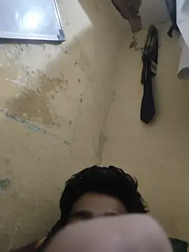 Snapshot of your_shezada chatting on June 2, 2026, 5:20 am your shezada online show from June 2, 2026, 5:20 am