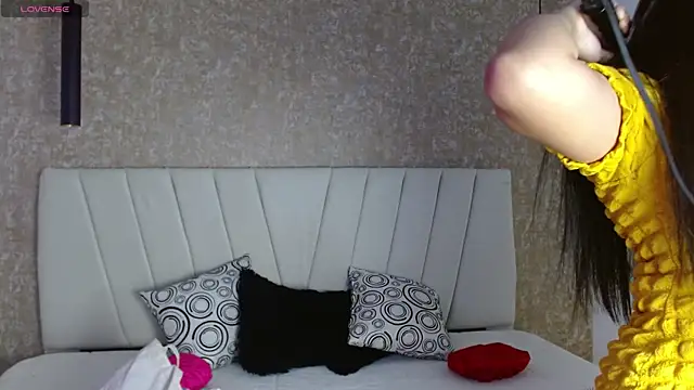 Snapshot of AliceSmity__ chatting on June 12, 2026, 12:15 pm AliceSmity online show from June 12, 2026, 12:15 pm
