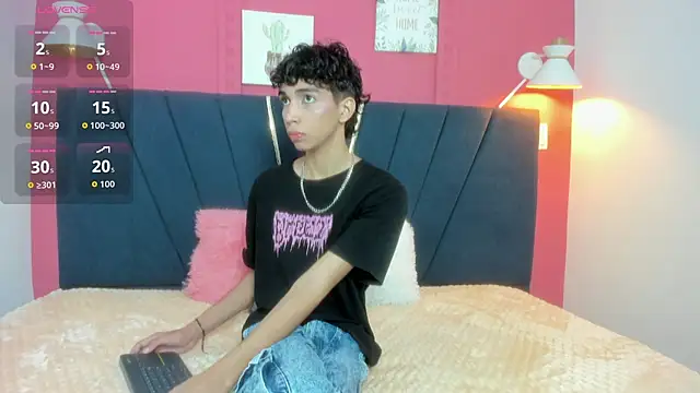 Snapshot of ero_boy40 chatting on July 17, 2026, 4:08 am ero boy40 online show from July 17, 2026, 4:08 am