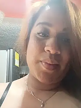AriaGomez  online show from June 5, 2026, 10:59 pm