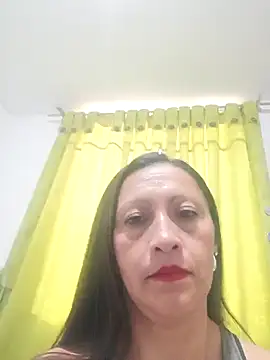 Snapshot of Vely_ chatting on June 9, 2026, 6:52 pm Vely online show from June 9, 2026, 6:52 pm