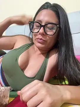 Afroditaxxx1 online show from May 18, 2026, 3:57 am