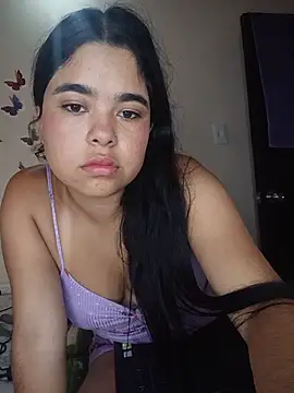 Snapshot of MiiaHott_W chatting on July 3, 2026, 2:23 pm MiiaHott W online show from July 3, 2026, 2:23 pm